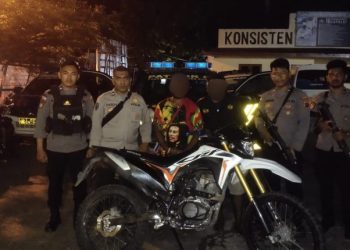 Tampil Gaya dengan Motor Trail Curian, 2 Pria di Jayapura Diciduk Polisi