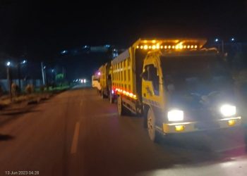 Antrean Puluhan Truk Pengangkut Batubara Ilegal Nyaris 1 Kilometer