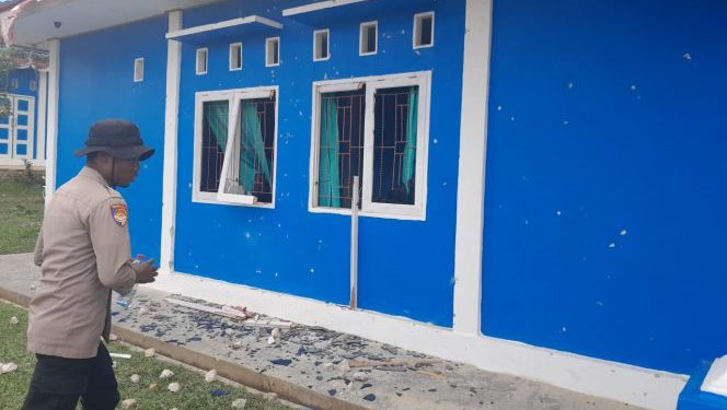 Ratusan Warga Rusak 3 Kantor Pemerintahan di Mamberamo Tengah Gegara Dana Desa