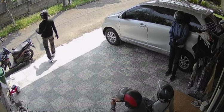 Rumah di Kebun Raya Residence Dibobol Maling, Laptop hingga iPad Raib