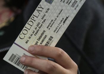 Penipu Jual Tiket Konser Coldplay Diciduk Polisi