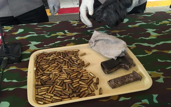 Polisi Temukan Pistol dan 171 Peluru di Hutan Jayapura, Begini Kondisinya