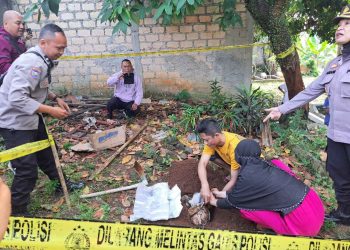 Kuburan Misterius di Sukaresmi Bikin Geger Warga, Ternyata Ini Isinya