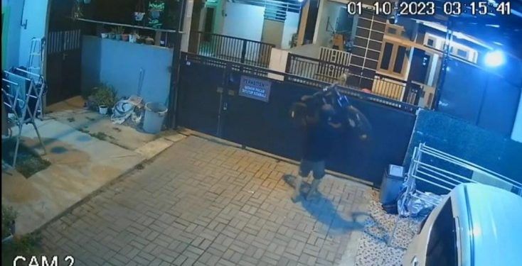 Beraksi Gunakan Angkot, Komplotan Maling Curi Dua Sepeda di Bekasi